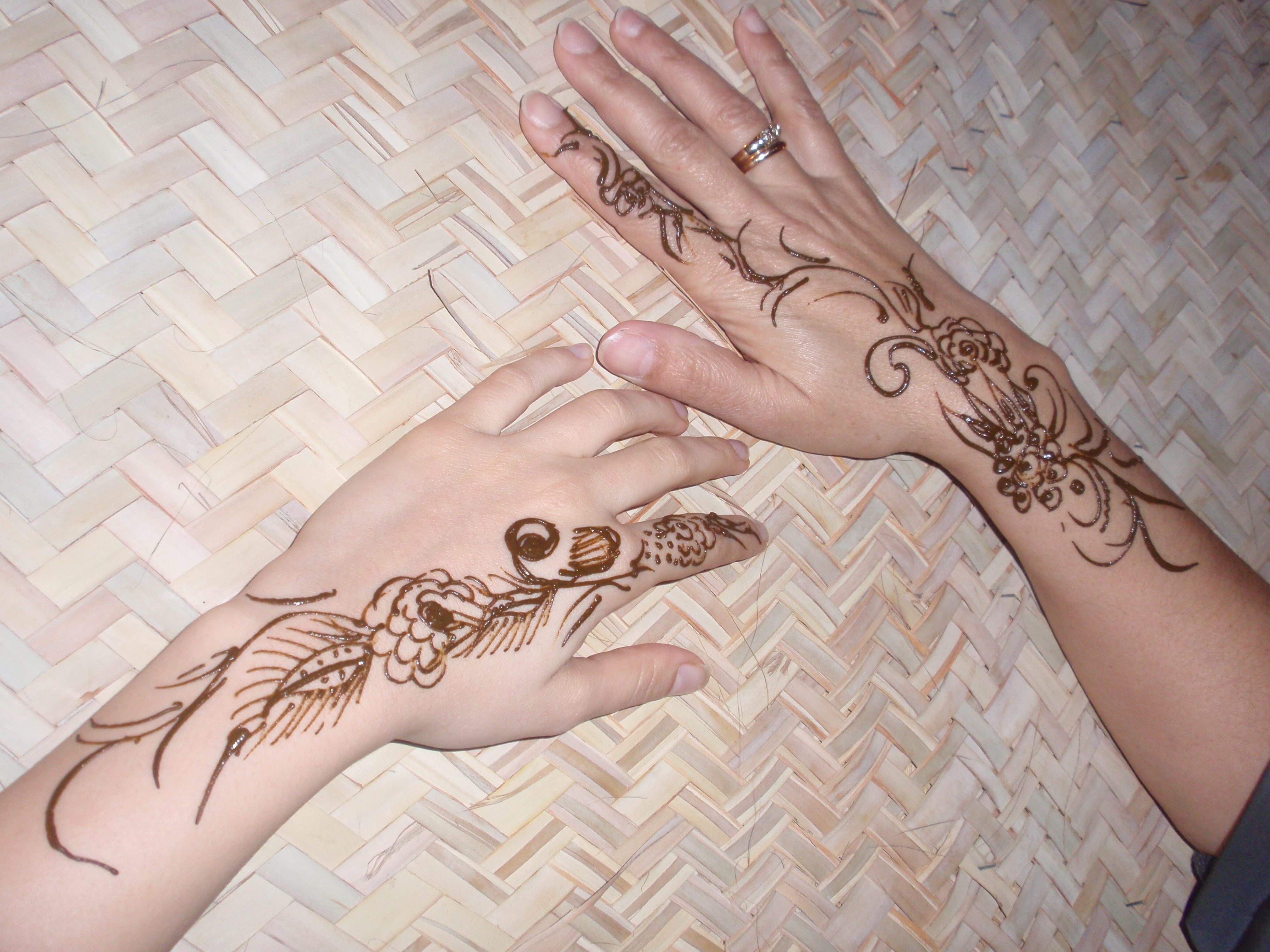 2. Beautiful Henna Tattoos for the Back - wide 2
