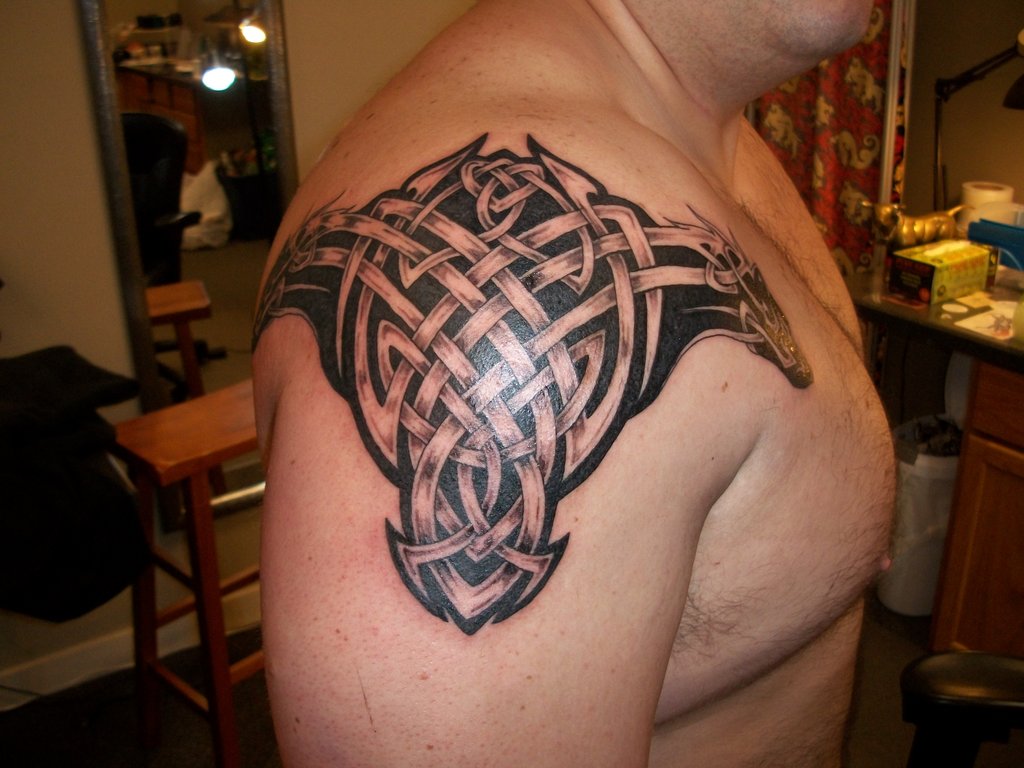 5. Celtic Knot Tattoo - wide 7