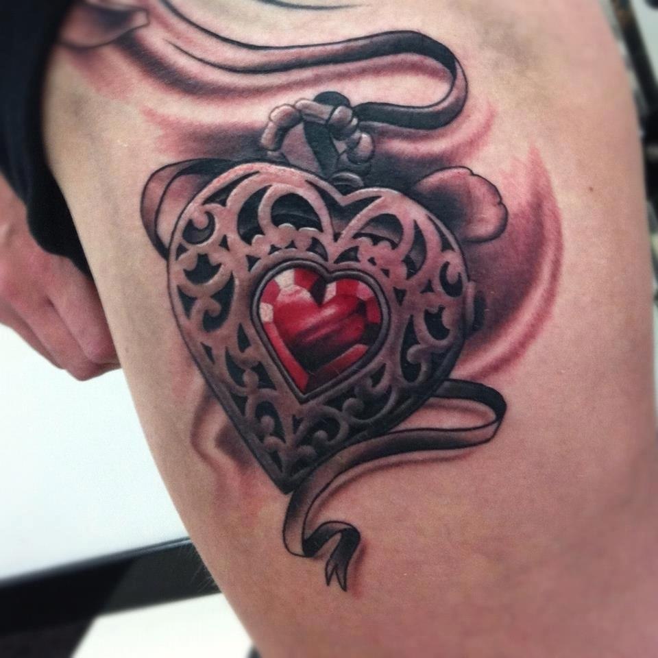 What do heart locket tattoos symbolize?
