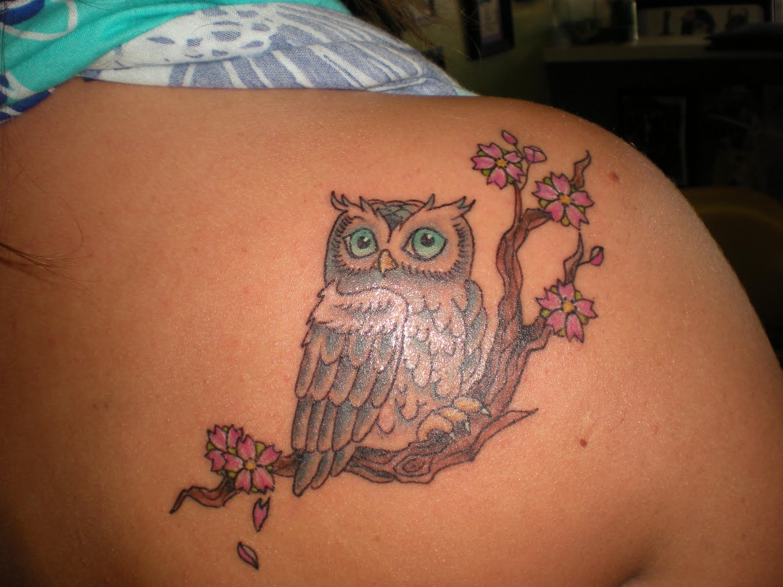 Small Neck Tattoos with Owls - wide 10
