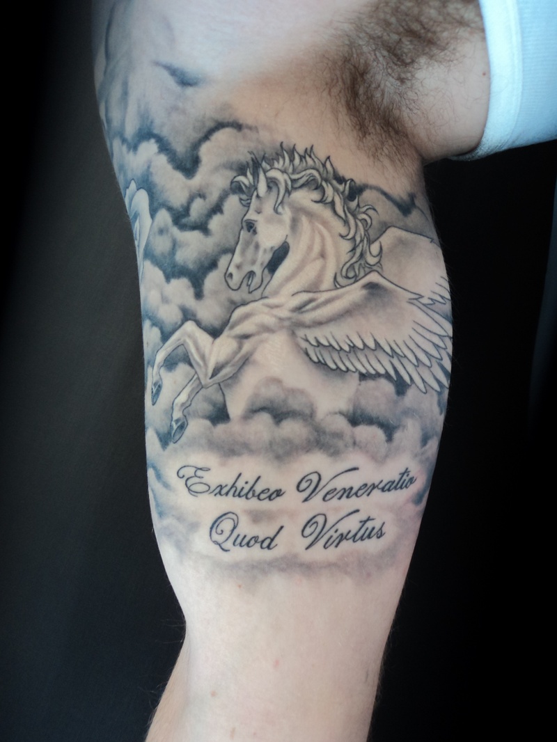 Cloud Tattoo Shading