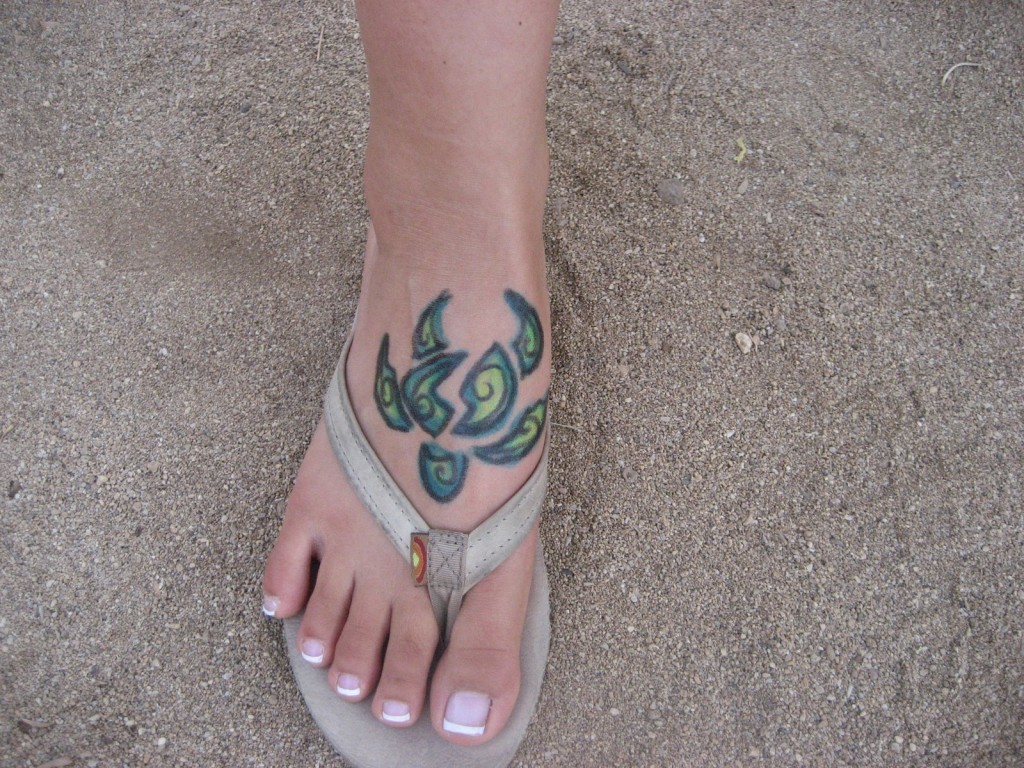 Tatuajes en el empeine del pie Tatuajes en el empeine del pie