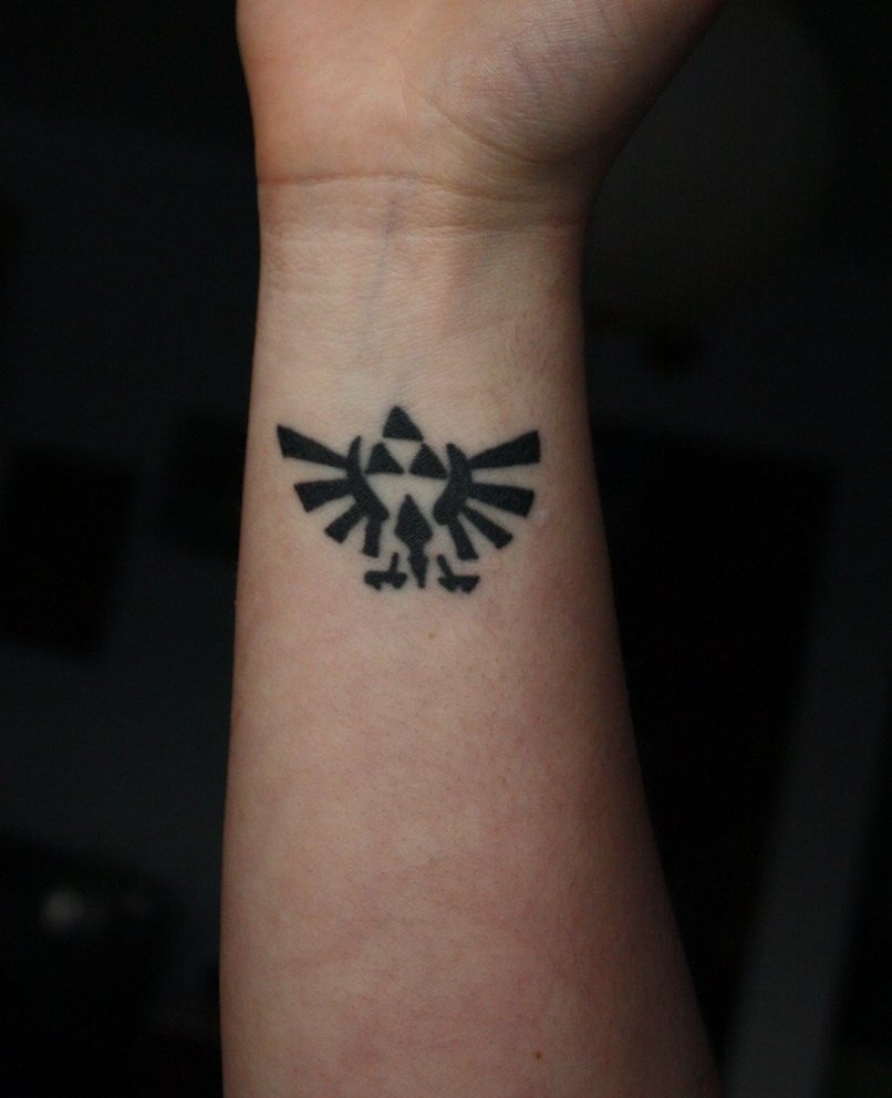 Tatouage photos Zelda Triforce Tattoo Designs. 