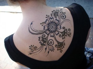  Mehndi Style Tattoo