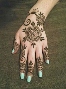Mehndi Tattoos Hand
