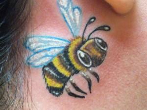 Bumble Bee Tattoo Images