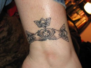 Claddagh Tattoo Designs