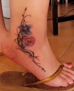 Flower Anklet Tattoos