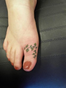 Toe Tattoos