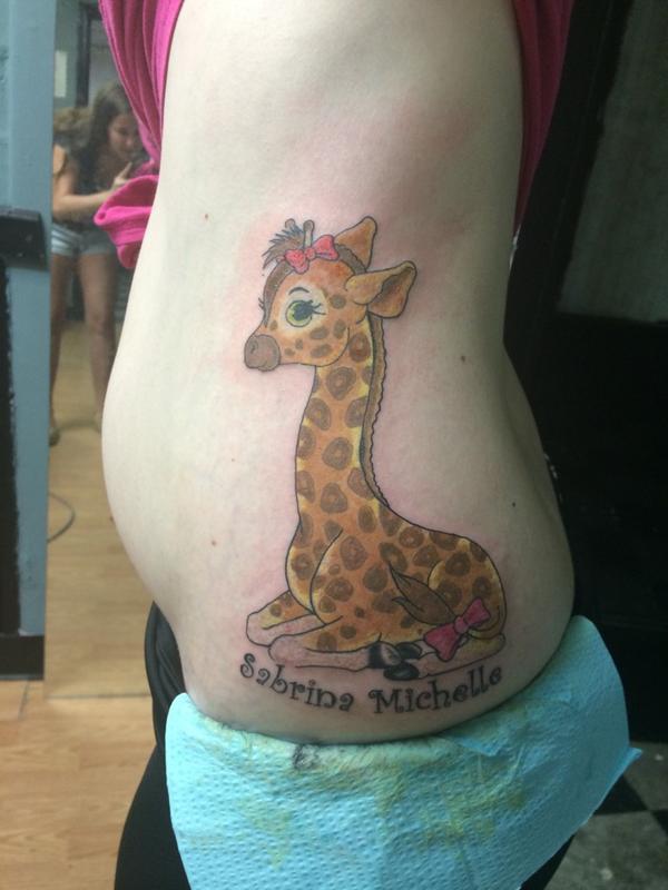 Cute Giraffe Tattoos.