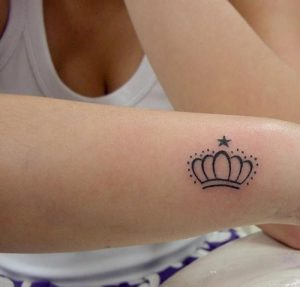 Simple Queen Crown Tattoos