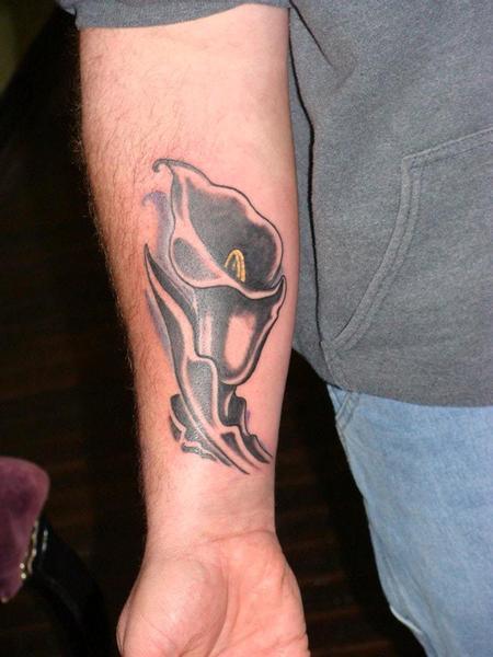 Calla Lily Tattoos Designs, Ideas and Meaning | Tattoos ...