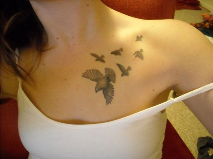 Flower shoulder rose chest tattoo | Chest tattoos for women, Rose tattoos  for women, Collar bone tattoo