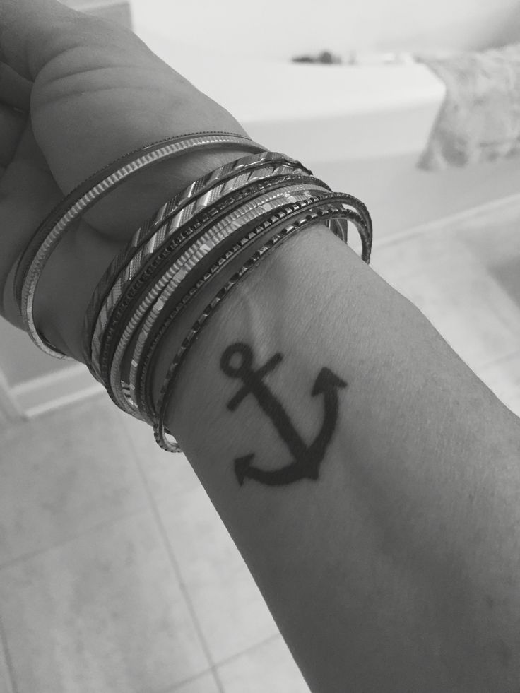 Anchor Tattoo Designs For Girls - kulturaupice