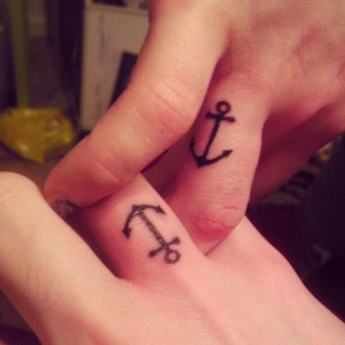 anchor finger tattoos