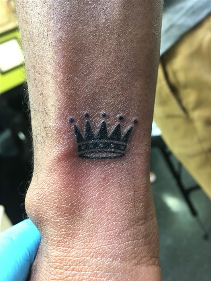 Crown Tattoos for Men Designs, Ideas and Meaning | Tattoos For You